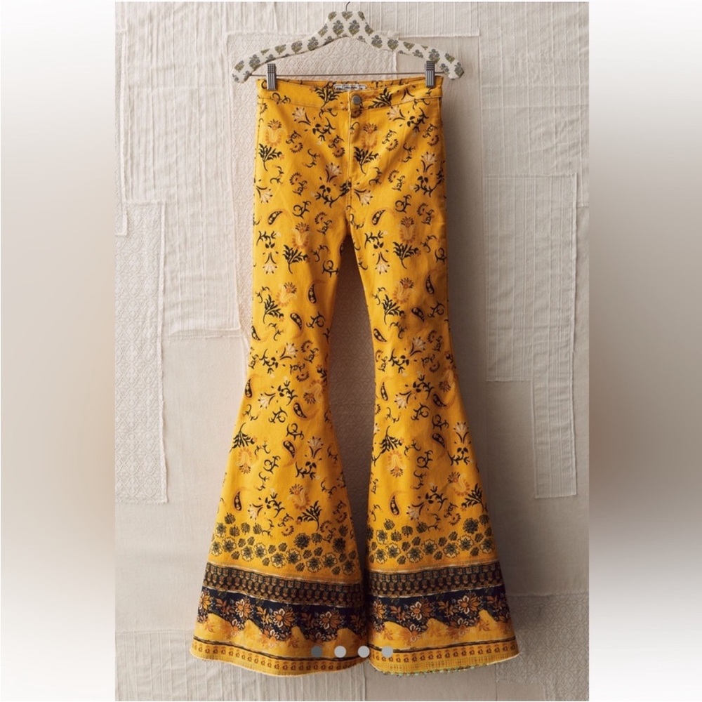 FP Vintage OriginalsPrinted Flare Jeans in Mustard